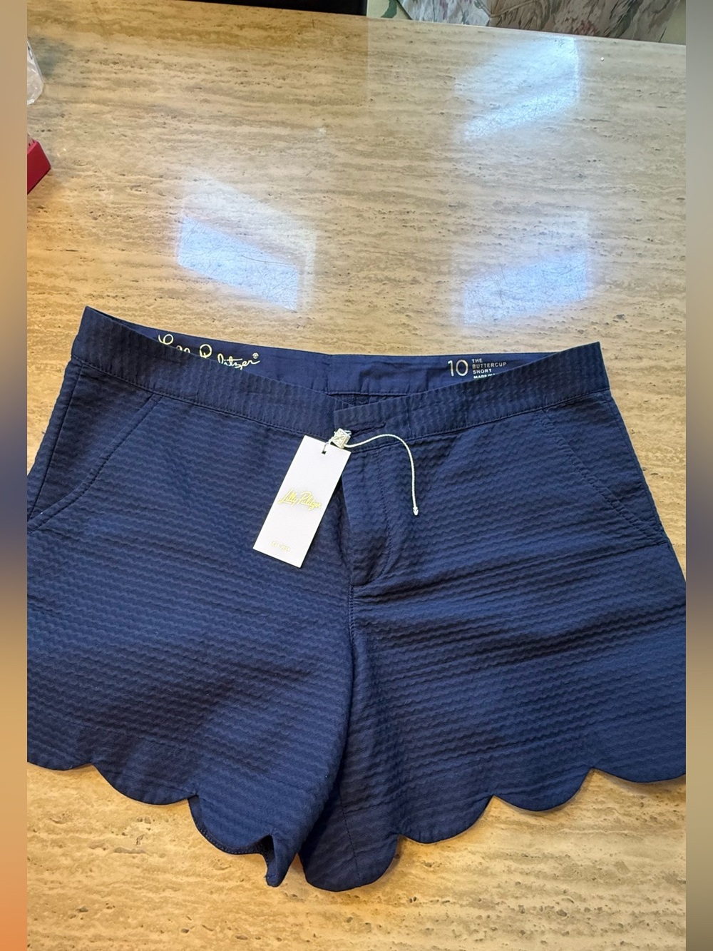 NWT Lilly Pulitzer size 10 navy buttercup shorts